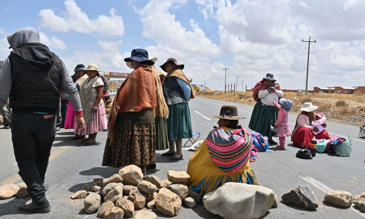 EMERGENCIA. Bolivia enfrenta una crisis agudizada por escasez de combustibles