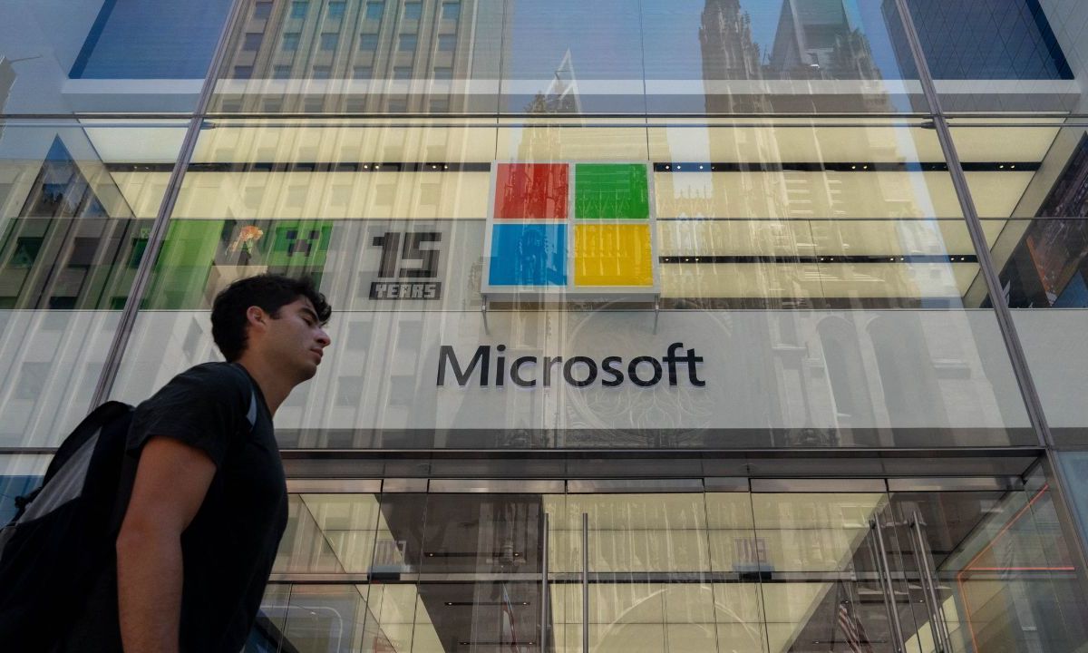 Microsoft y el gigante de la inversión BlackRock anunciaron ayer que se han aliado con otros fondos para recaudar hasta 100 mil millones de dólares para financiar centros