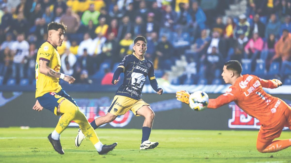 Las Águilas finalizaron con diez hombre en cancha ante la expulsión de Richard Sánchez por constantes quejas con el arbitraje