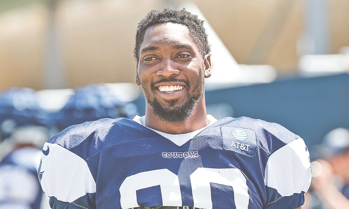 Tras sufrir una lesión en el encuentro del pasado jueves ante los Gigantes de Nueva York, el ala defensiva de Dallas, Demarcus Lawrence, apunta a estar de baja con el equipo de Texas