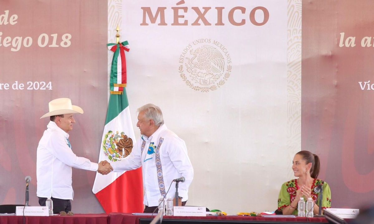 DESPEDIDA. El gonermador Durazo recibió, en su última gira por el estado, al presidente López Obrador. 