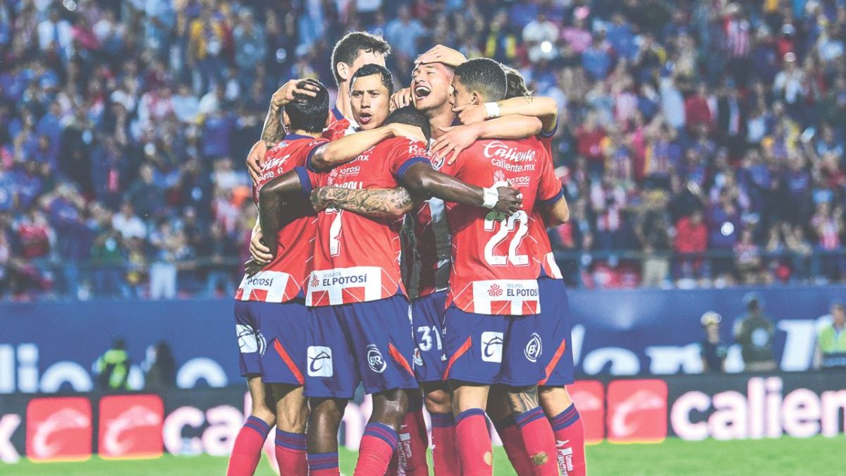 La Máquina quedó con 19 unidades tras ocho partidos disputados y con el invicto perdido tras su visita a San Luis Potosí, que aún lo dejan entre los mejores tres del torneo