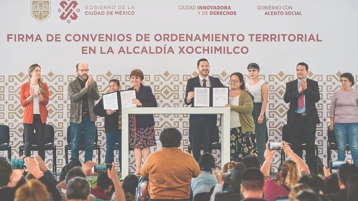 Advertencia. El mandatario local dijo que este ordenamiento territorial dará seguridad a las personas y al medio ambiente en la alcaldía.