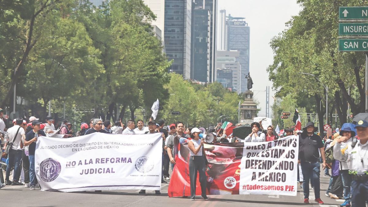 Presiones. Las protestas y cierres a vialidades en la zona centro y oriente, que resultaron trabajadores del Poder Judicial causaron caos vial.