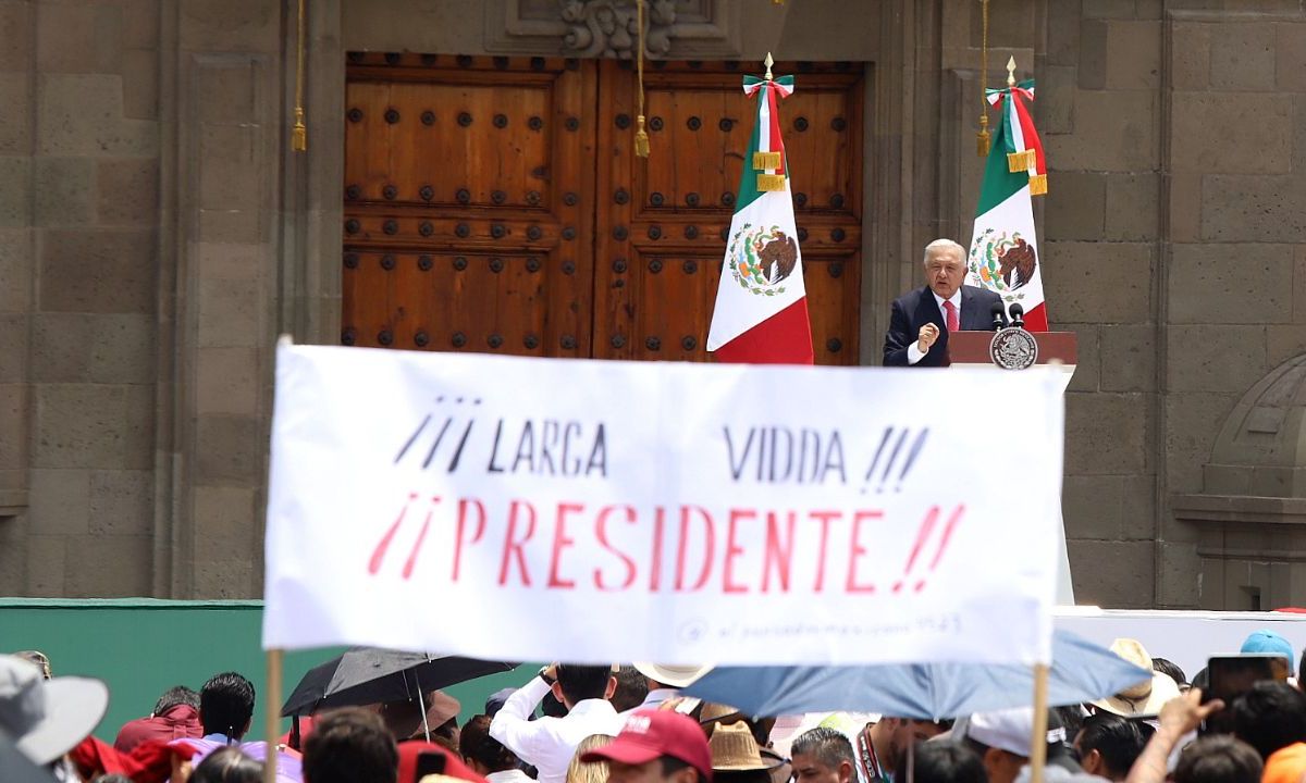 Pendientes. El mandatario federal reconoció que pese a que no se resolvió el caso Ayotzinapa, en lo que resta de su sexenio se seguirá con la búsqueda de los estudiantes.