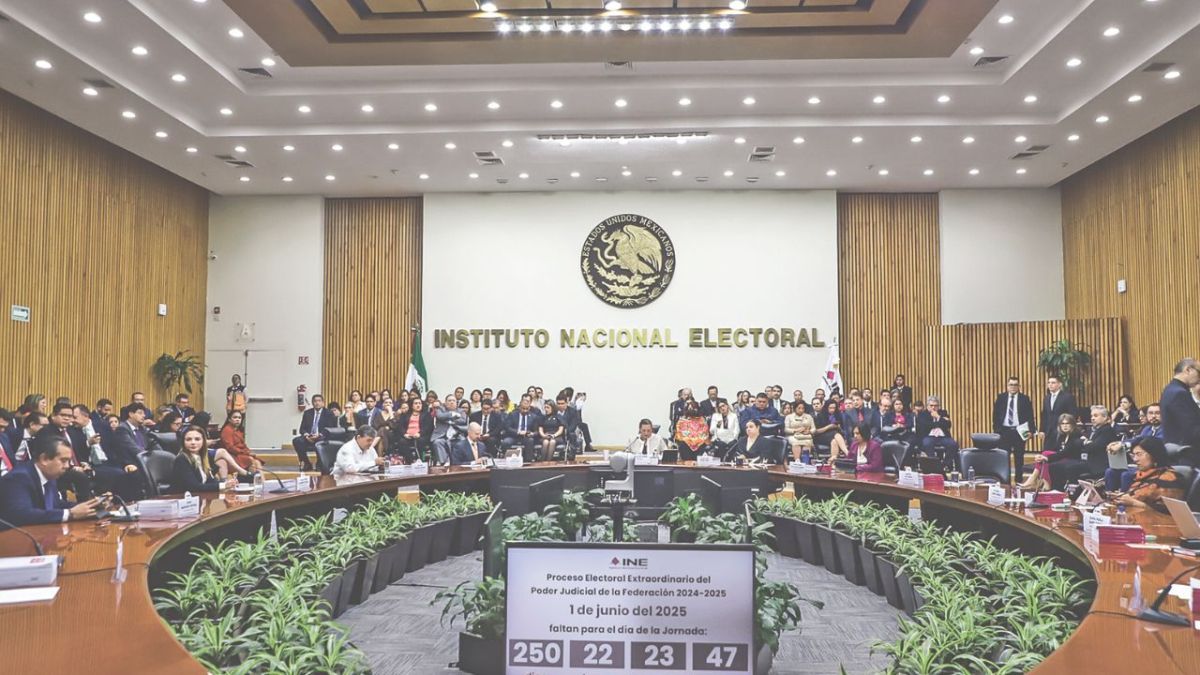 Ausentes. Sin la presencia de los partidos, pues no tienen injerencia en esta elección, transcurrió la primera sesión del INE sobre la elección de jueces. 