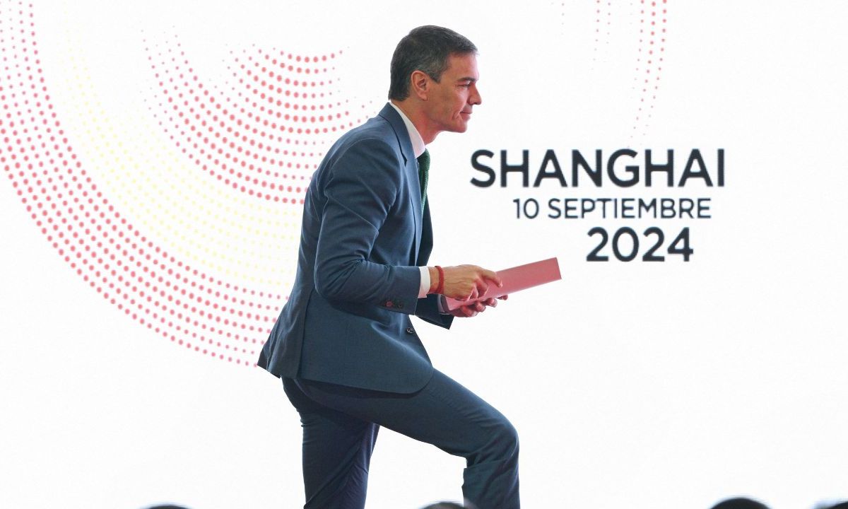 En su segundo viaje a China desde 2023, el dirigente socialista español participó el martes en un foro económico en Shanghái