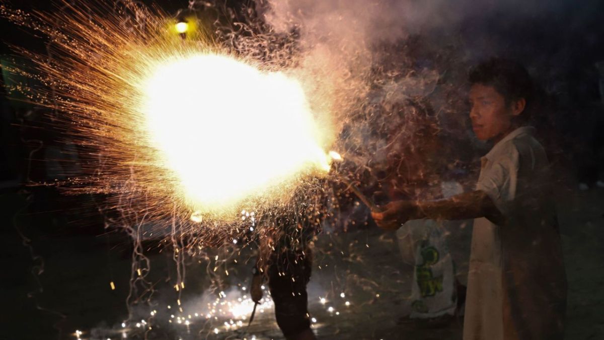 Consecuencia. La dependencia conminó a celebrar de forma responsable y evitar el uso de artículos explosivos, ya que pueden generar quemaduras.