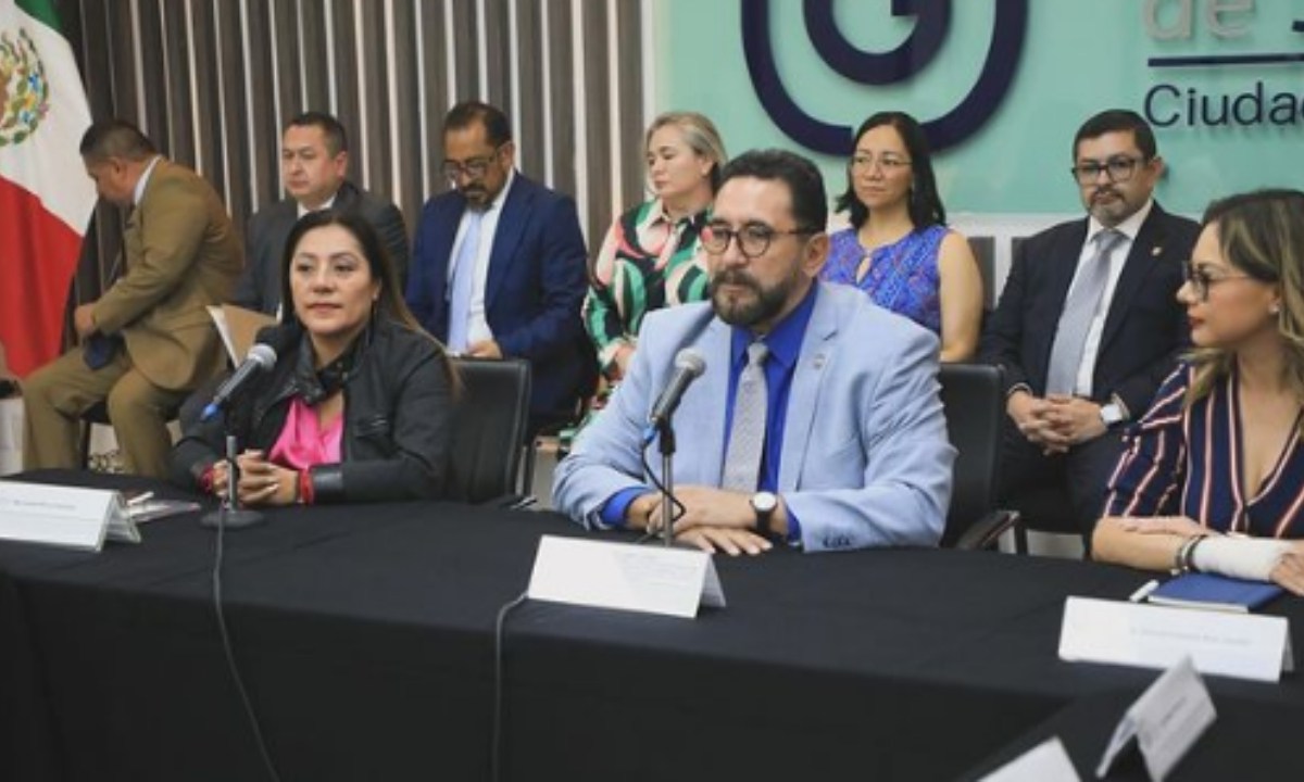 Foto: Instagram@xochitl_bravo_espinosa/ Martí Batres dara su informe de gobierno