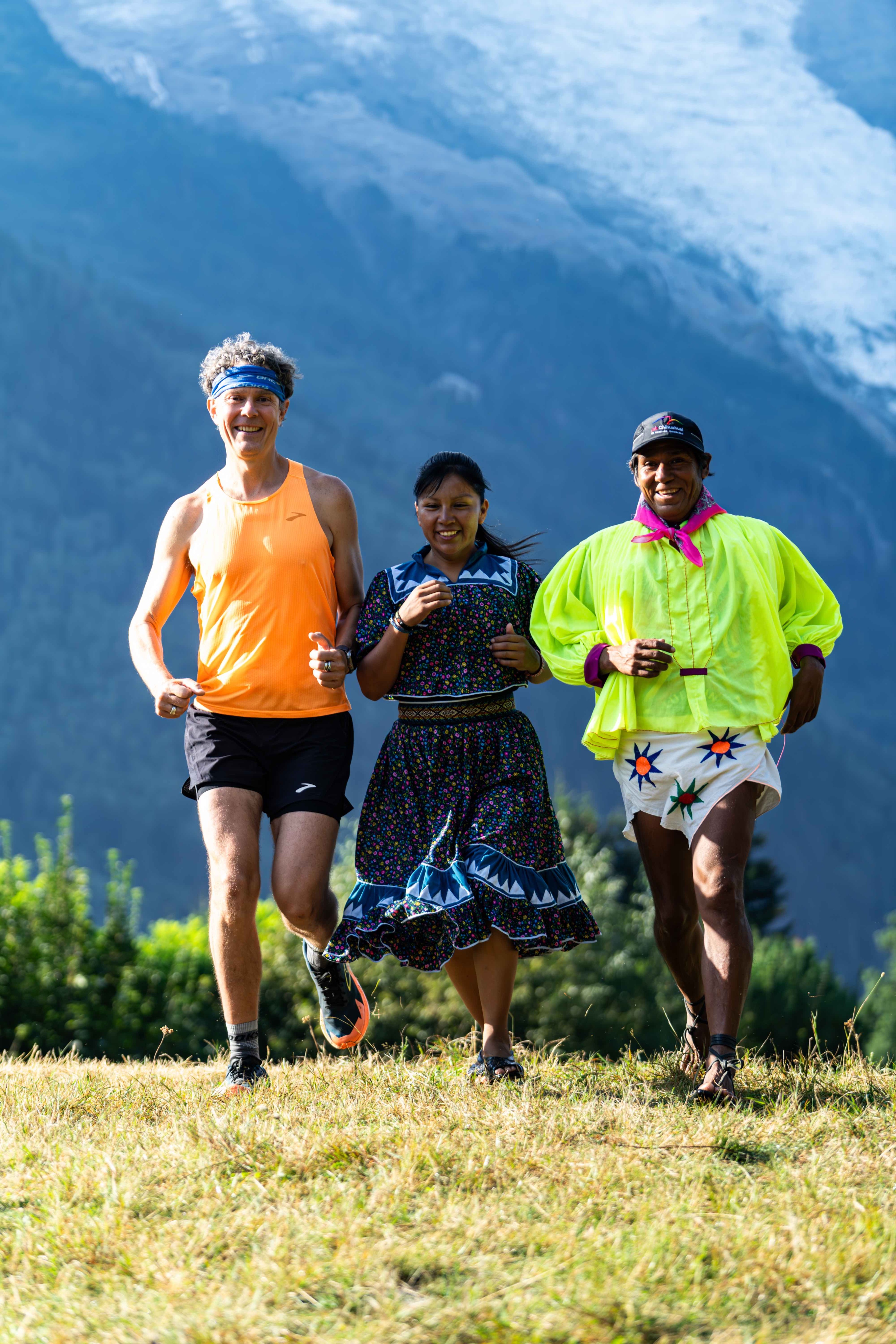 Foto: Gobierno del Estado de Chihuahua/ La camarería fue protagonista durante el maratón