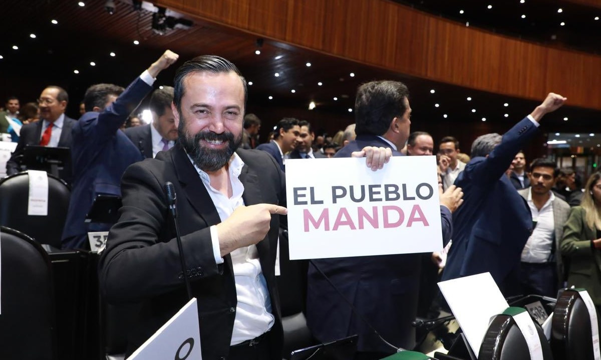 Foto: X@arturoavila_mx/ “Un juez piensa que tiene facultades para extralimitarse y echar para abajo algo que depende del Poder Legislativo”