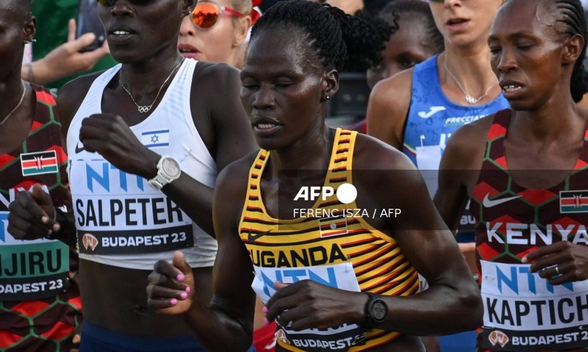 Rebeca Cheptegei, maratonista de Uganda, falleció a consecuencia de las quemaduras provocadas por su pareja sentimental.