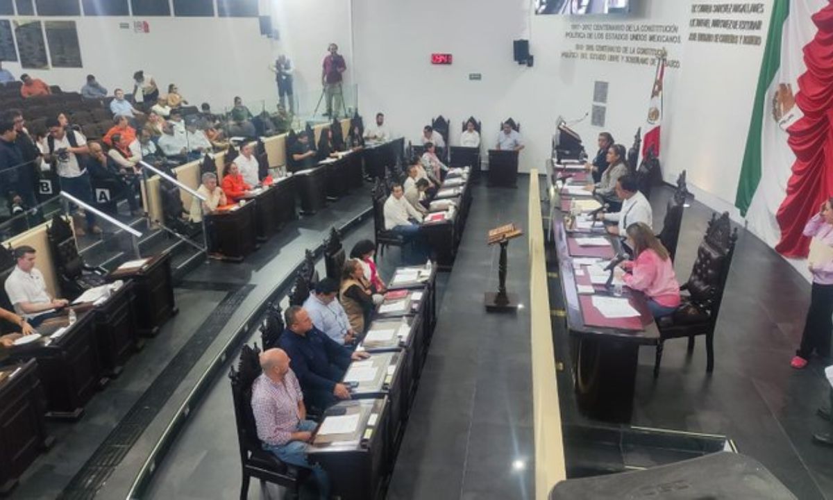 Con 18 votos a favor y 10 en contra los diputados de Zacatecas aprobaron la modificación constitucional.