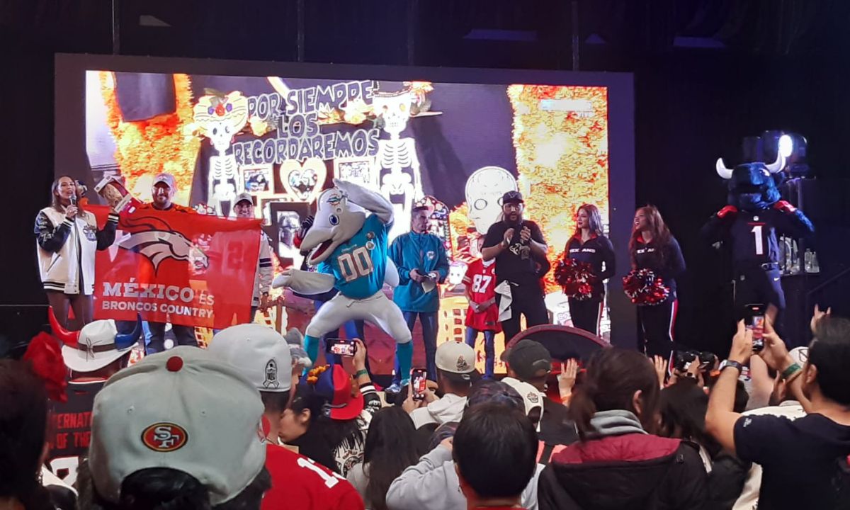 Celebra NFL Día de Muertos en Ciudad de México