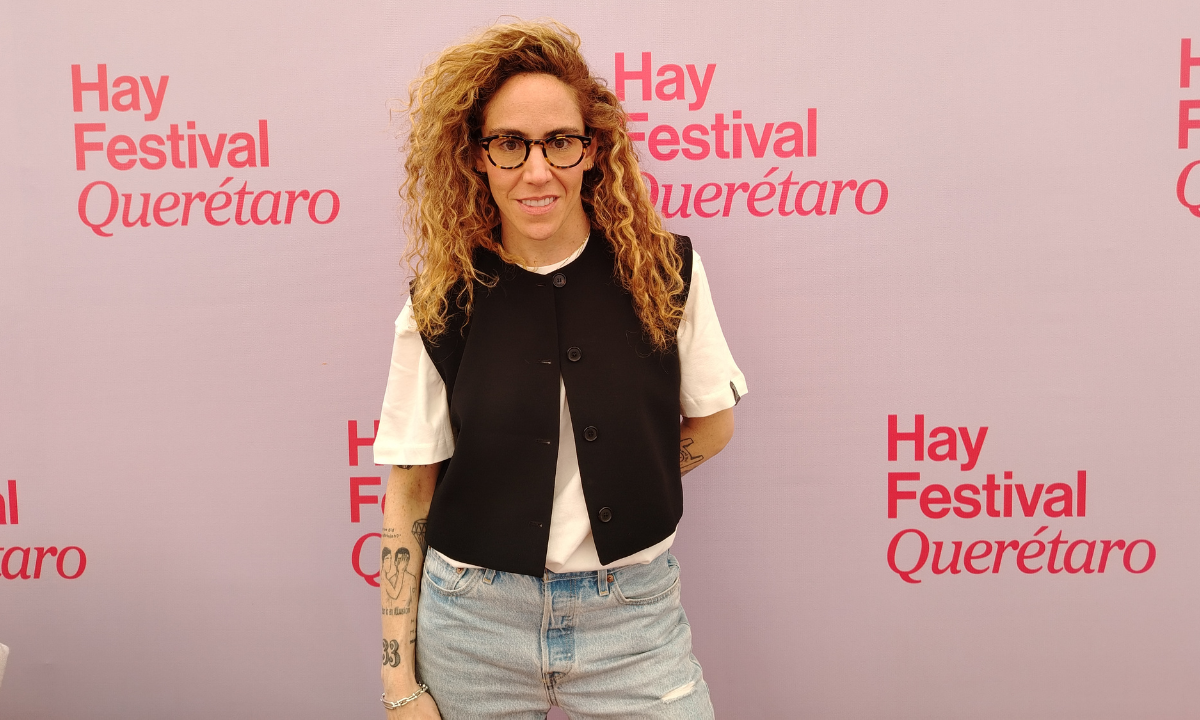 Amalia Andrade retratada en la terraza del Gran Hotel de Querétaro.