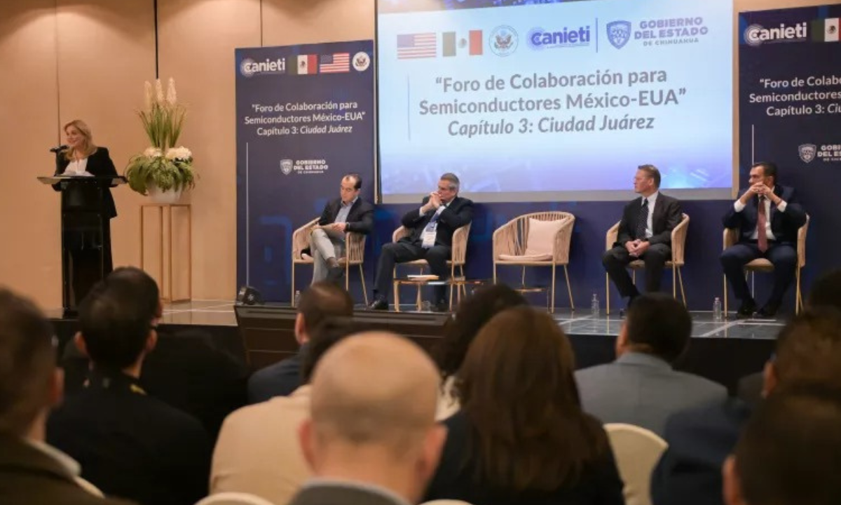 Gobierno de Chihuahua exhortó a autoridades y empresarios de México y EU a consolidar la industria de semiconductores en la región.