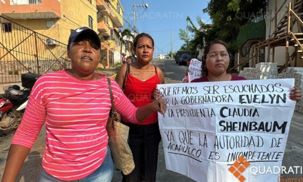 Damnificados bloquean por segundo día la casa de la alcaldesa de Acapulco