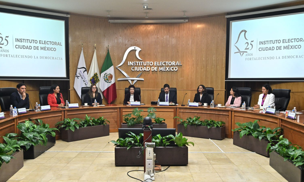 El Instituto Electoral de la Ciudad de México (IECM) instaló un grupo de trabajo encargado de preparar y organizar la eventual elección de magistrados, jueces y ministros en la capital.