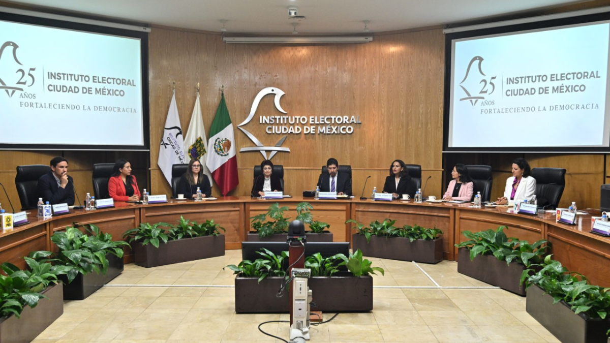 El Instituto Electoral de la Ciudad de México (IECM) instaló un grupo de trabajo encargado de preparar y organizar la eventual elección de magistrados, jueces y ministros en la capital.