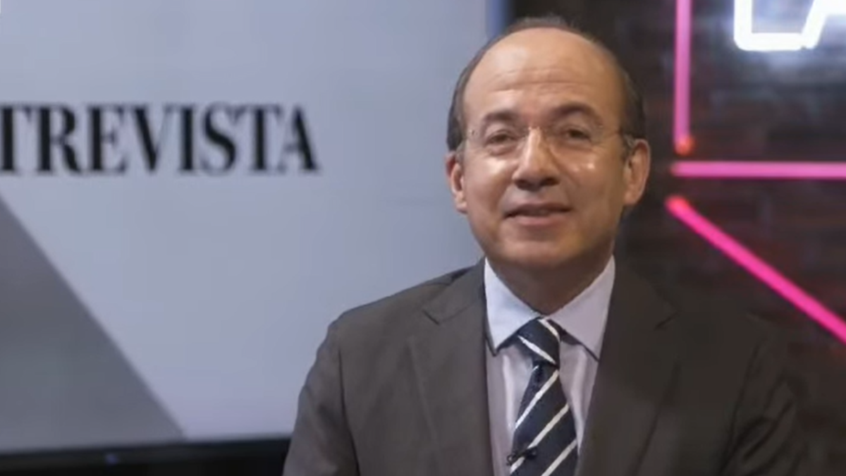 Felipe Calderón para entrevista de Latinus