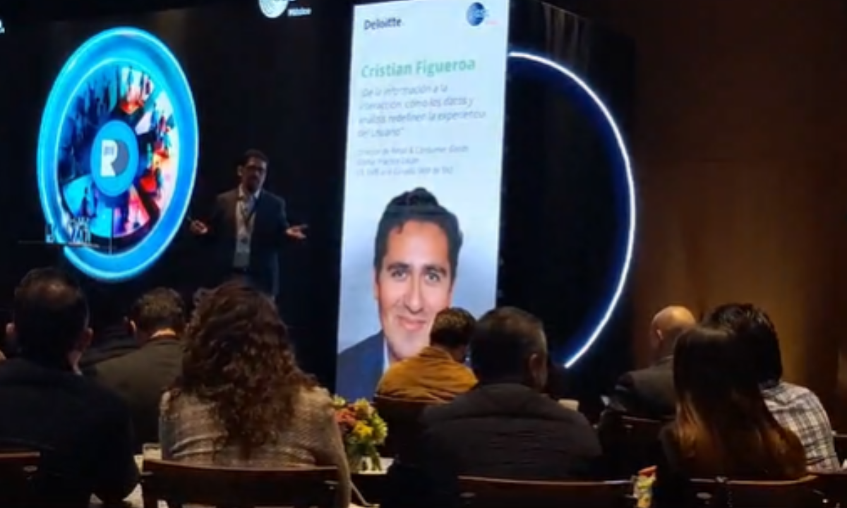 Cristian Figueroa, Director de Retail & Consumer Goods Global Practice Latam y US SMB and Canada SMB de SAS, destaca la relevancia creciente de la Inteligencia Artificial (IA) en el mundo empresarial actual.