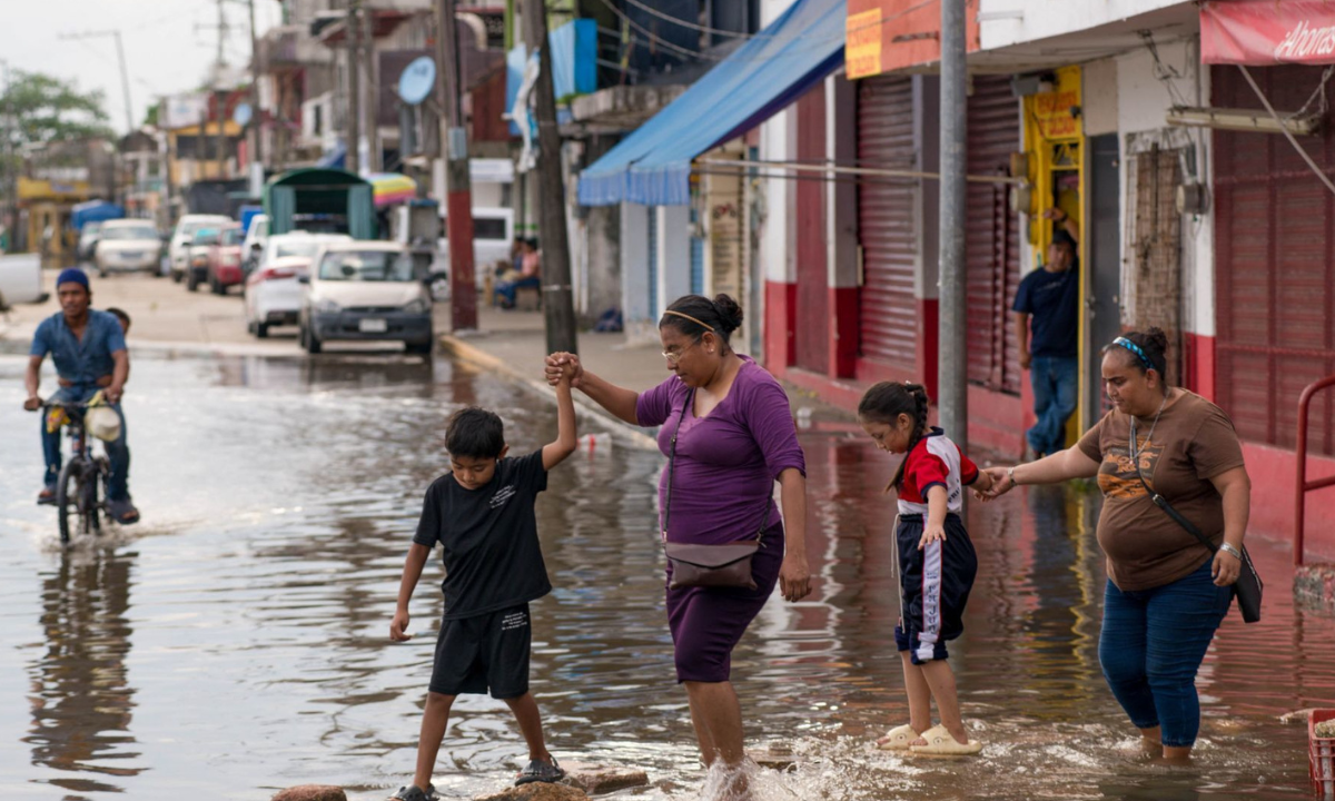 Reportan severas lluvias en Veracruz