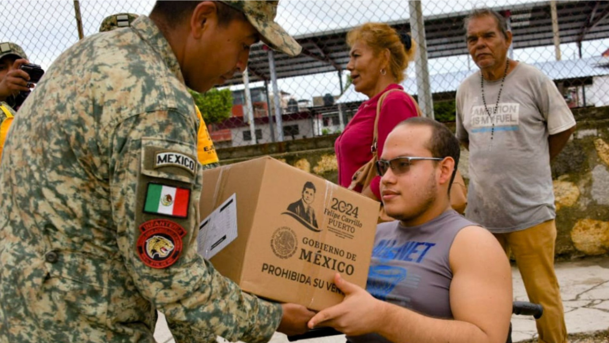 A 20 días del impacto del John en Acapulco, Guerrero, el Gobierno mantiene los apoyos a los ciudadanos afectados por el ciclón.