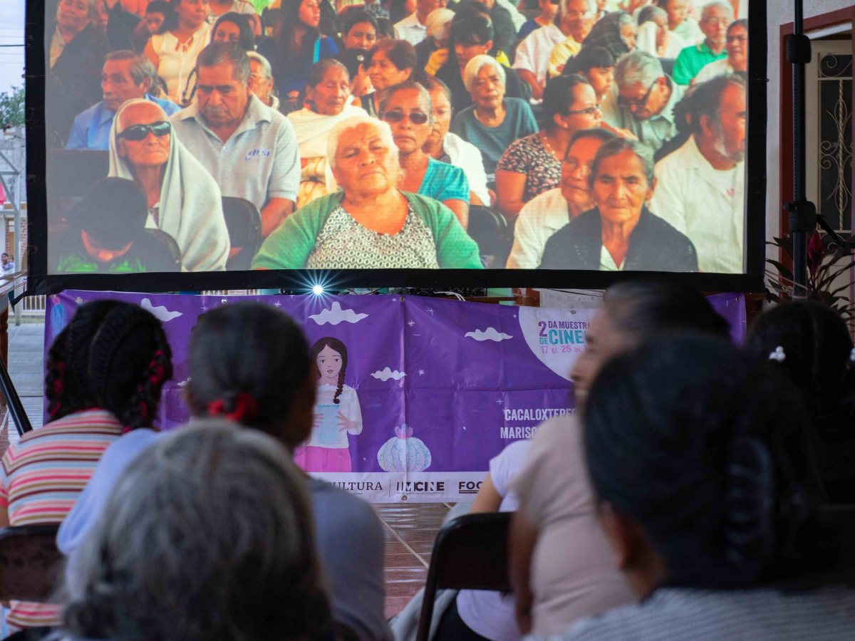 El público durante una proyección en la segunda edición de la Muestra de Cine de la Mixteca.