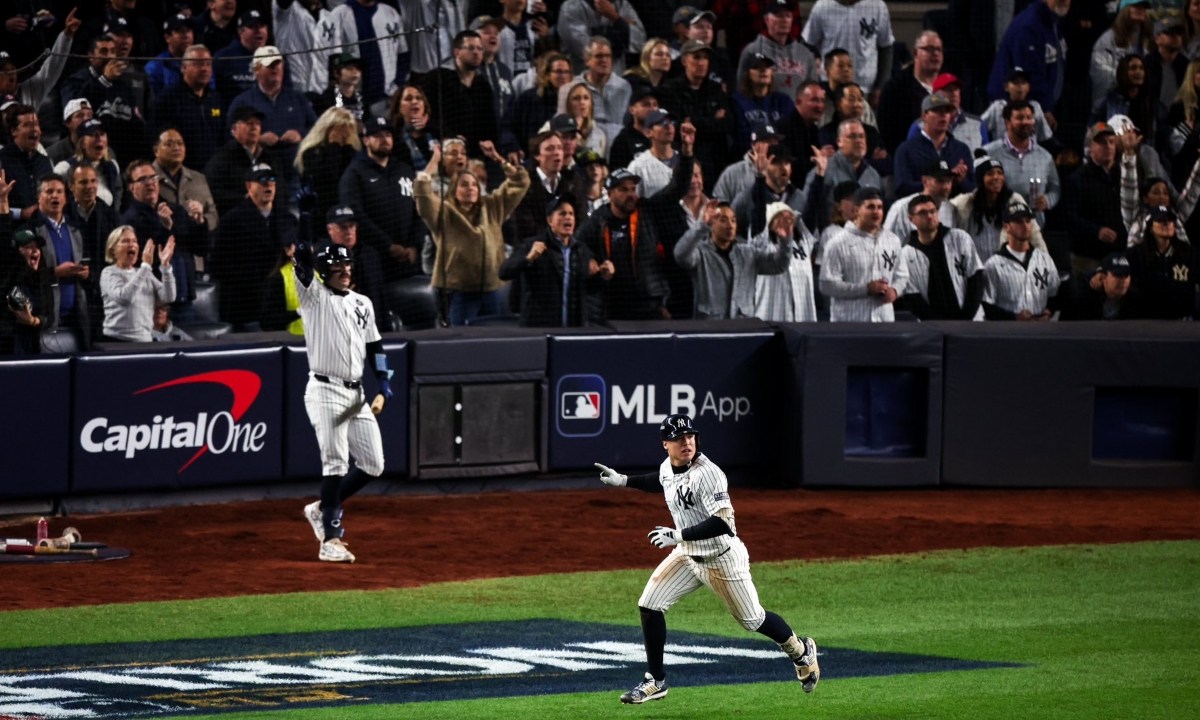 Ante una sólida respuesta ante la presión, los Yankees revivieron sus aspiraciones y ahora se preparan para el Juego 5