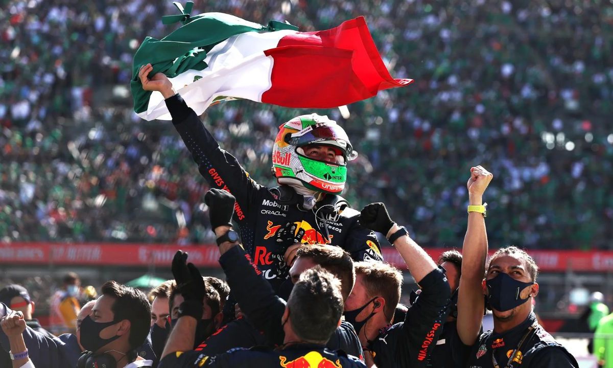 Sergio Pérez en el Gran Premio de México