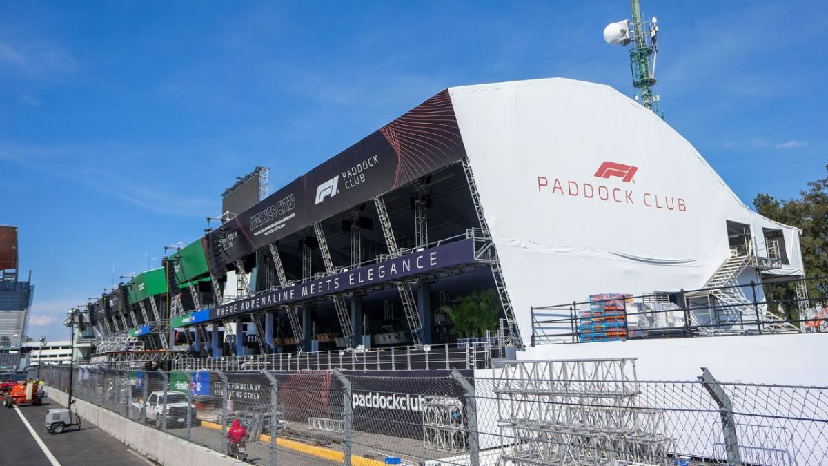 Imagen de las instalaciones del Autódromo Hermanos Rodríguez durante el montaje para el Gran Premio de México 2024