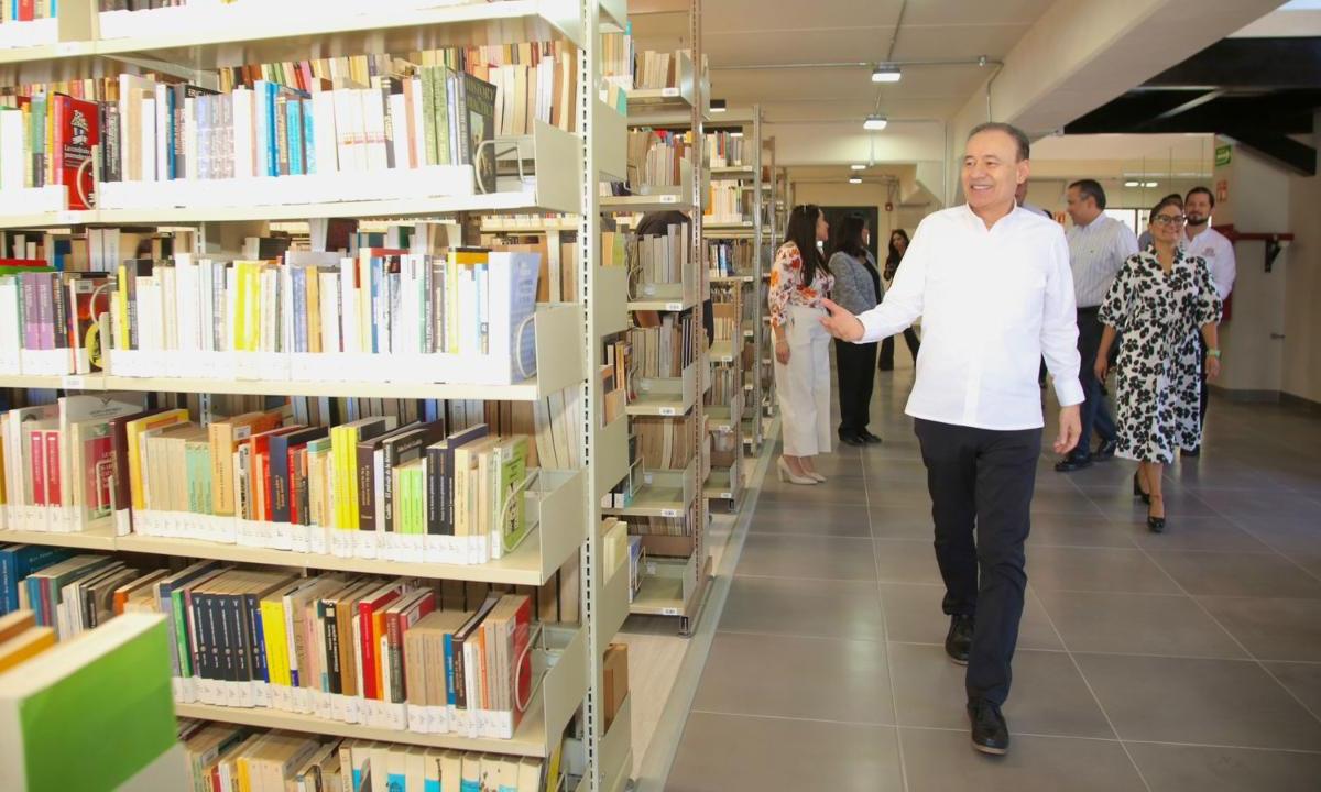 El gobernador Durazo Montaño refrendó su compromiso de donar 10 mil libros físicos y siete mil 500 digitales