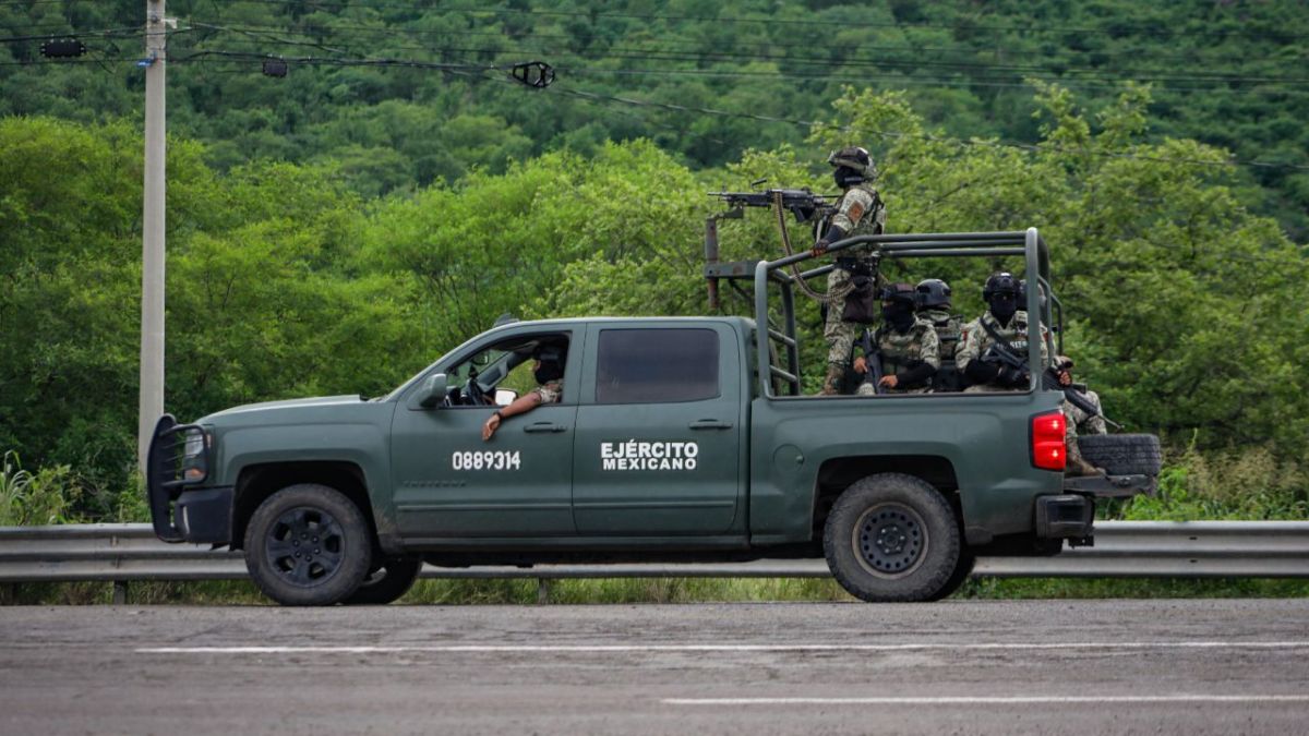 Otro grupo de 150 soldados de la Secretaría de la Defensa Nacional (Sedena) llegaron la tarde de este martes a Culiacán, Sinaloa.