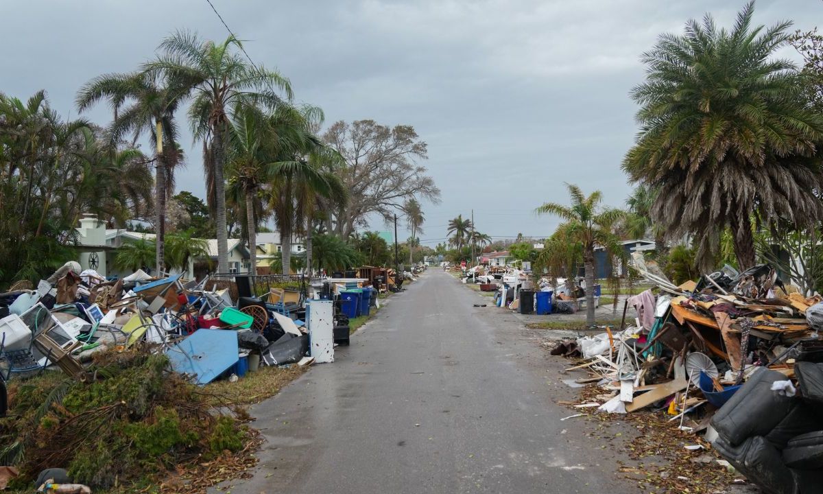 Autoridades de Florida intensificaron las evacuaciones ante la inminente llegada del huracán Milton