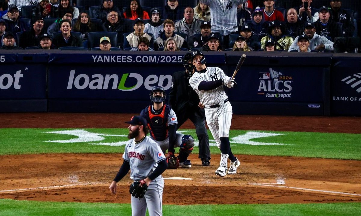 Una contundente victoria de 6-3 en el juego disputado en la Gran Manzana, dejó a los Yankees de Nueva York a dos triunfos de convertirse en campeones