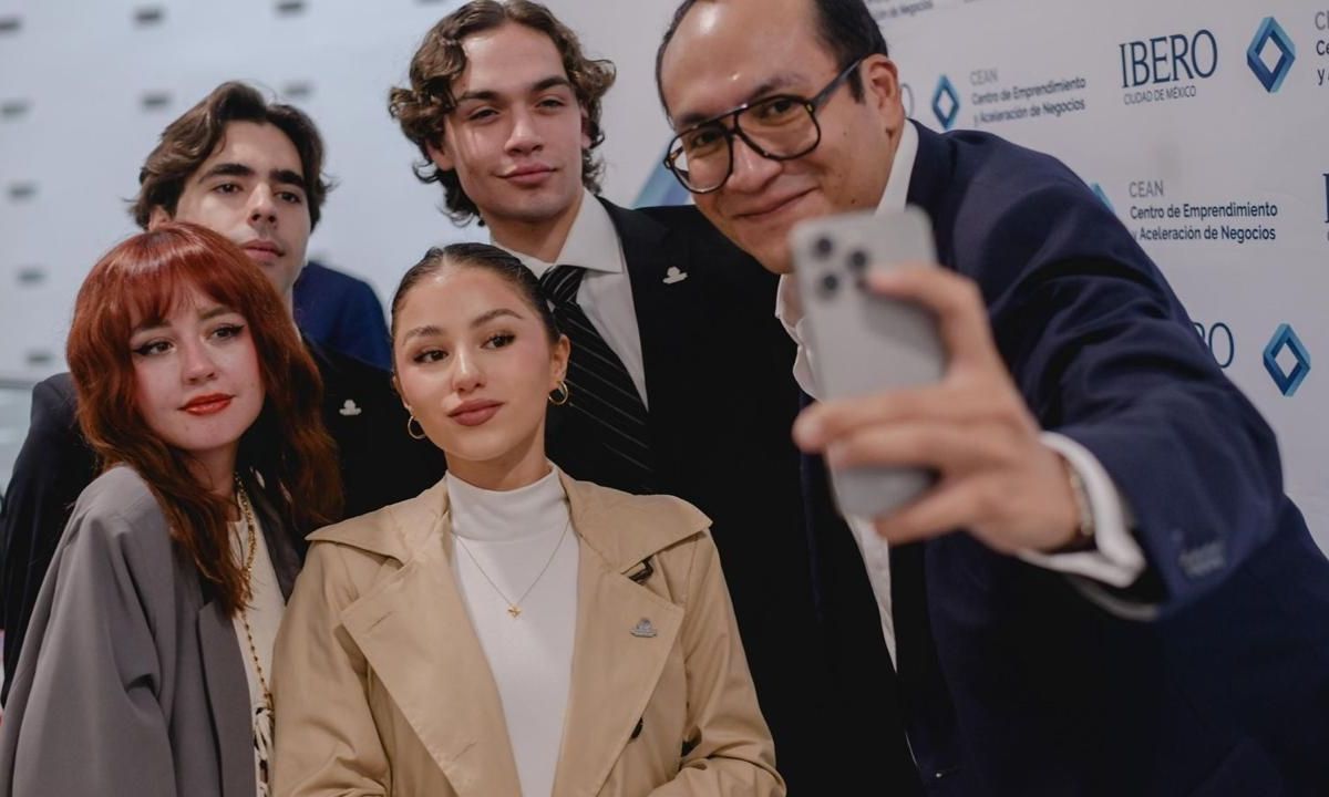 Con el objetivo de promover el emprendimiento y fortalecer el liderazgo en las nuevas generaciones, José Luis Jiménez Enríquez, estudiante de Negocios Globales