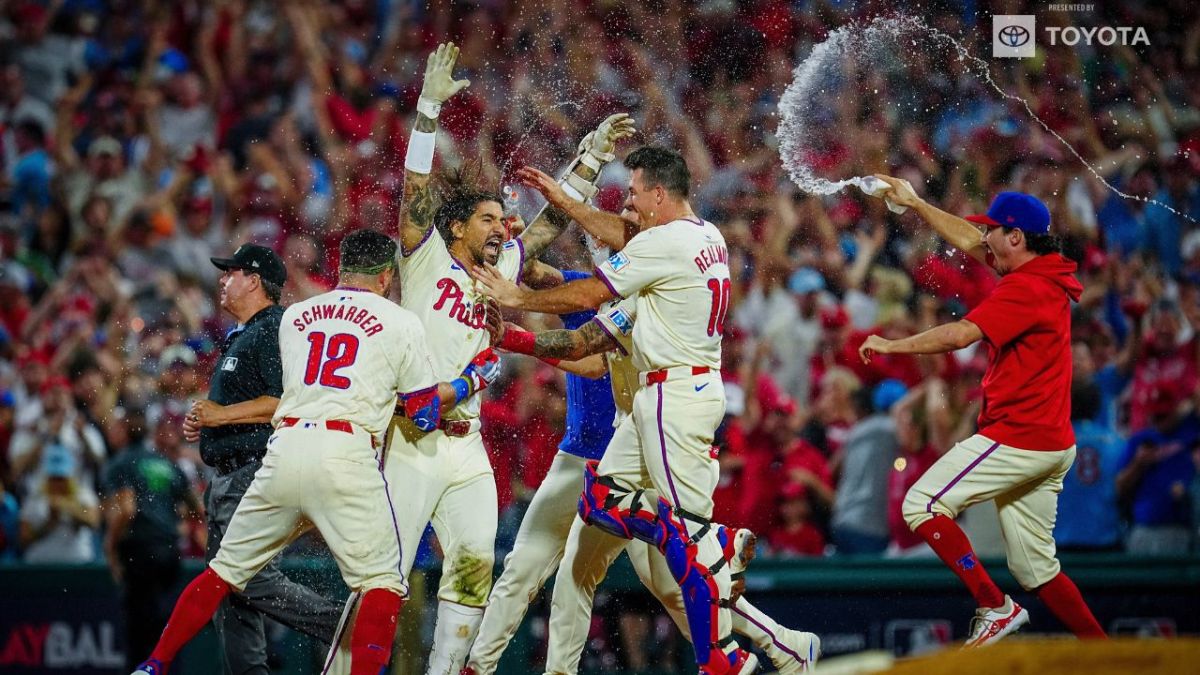 Phillies sumaron su primera victoria en la Serie Divisional ante los Mets, con una carrera final de Trea Turner que dejó el 7-6 a favor de la novena de Philadelphia