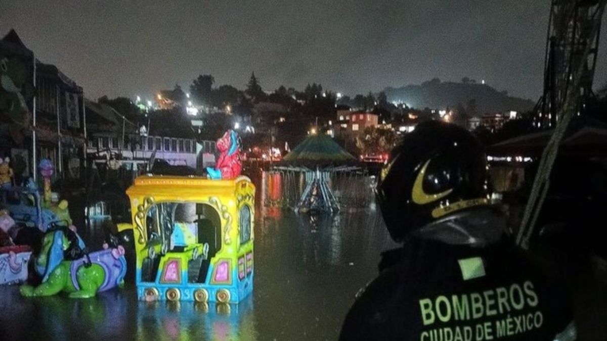 SUSPENSIÓN. Las inundaciones, producto de la tormenta de la tarde-noche de ayer, pusieron freno a los festejos en la Feria más importante de la alcaldía.