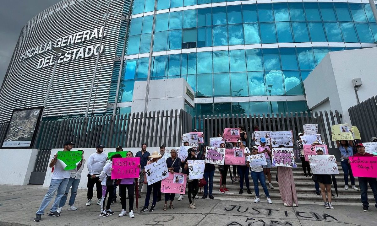 QUEJAS. Familiares de personas localizadas, como Jenyfer, han externado su molestia con los nulos avances en las investigaciones en la FGE.