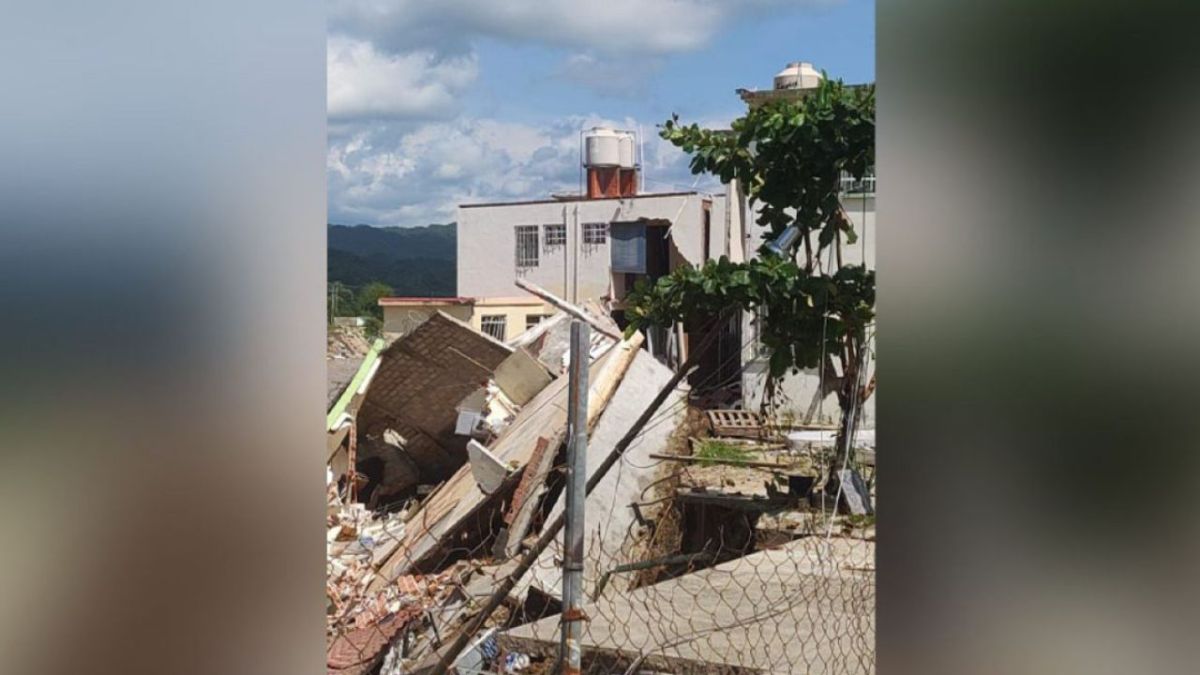 RIESGO. El pasado 4 de octubre se reportó el derrumbe de 30 viviendas en la unidad habitacional San Agustín.