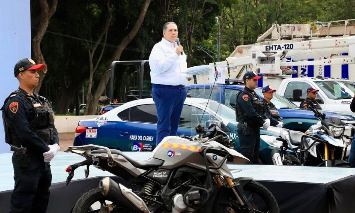 Advertencia. Durante la presentación de su equipo de trabajo, el alcalde de Benito Juárez enfatizó que no permitirá la colocación de “ni un ladrillo fuera de la norma”.