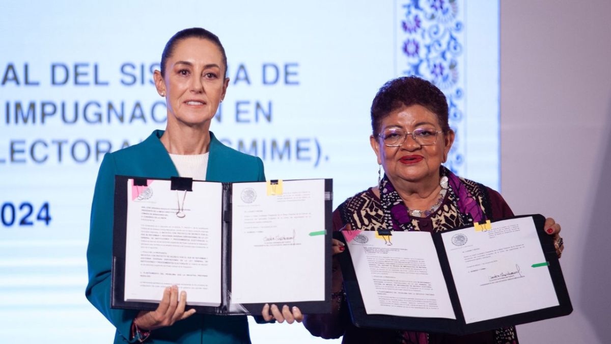 Leyes secundarias. La presidenta Sheinbaum y la Consejera Jurídica de Presidencia, Ernestina Godoy, presentaron ayer las iniciativas.