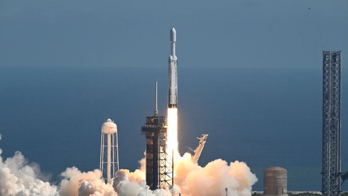 La Administración Nacional de Aeronáutica y el Espacio de Estados Unidos (NASA) lanzó su sonda Europa Clipper desde el Centro Espacial Kennedy