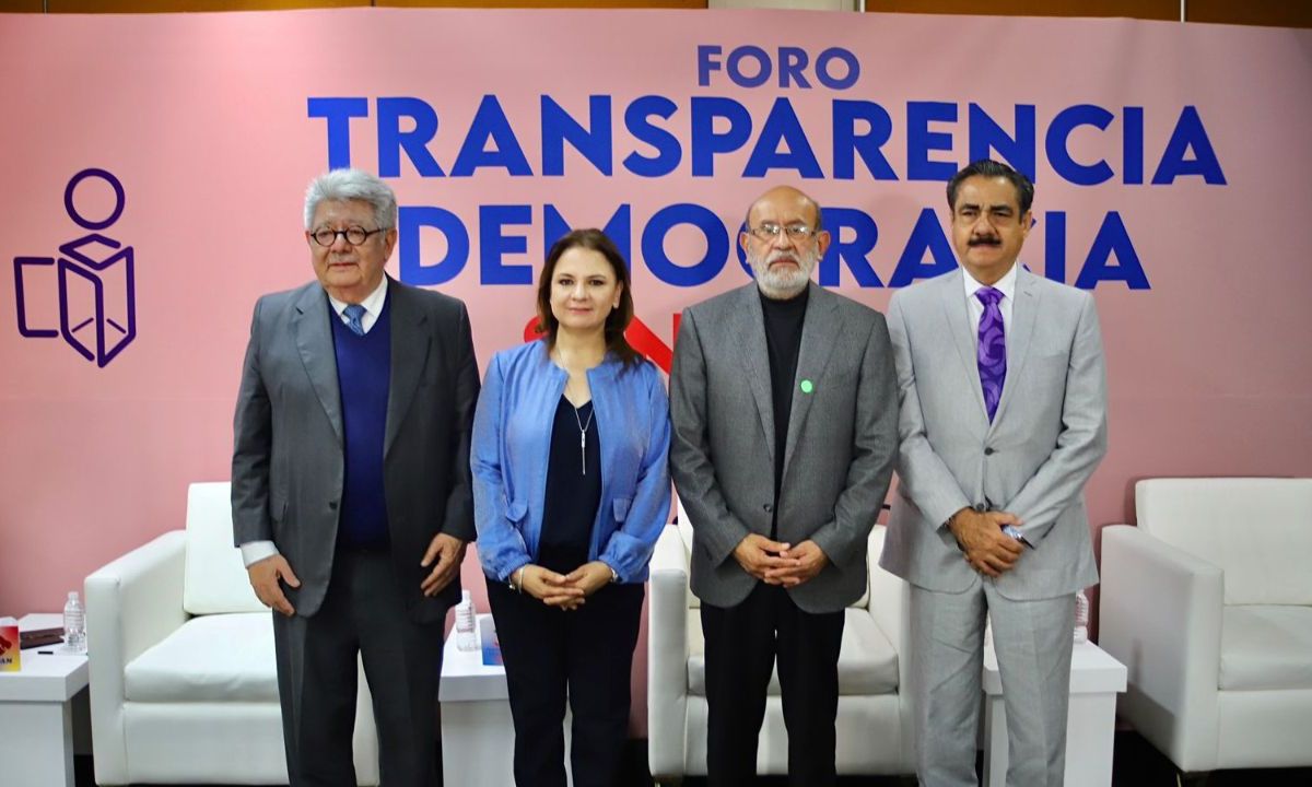 Evento. Plácido Morales participó en el Foro Transparencia y Democracia Sindical.