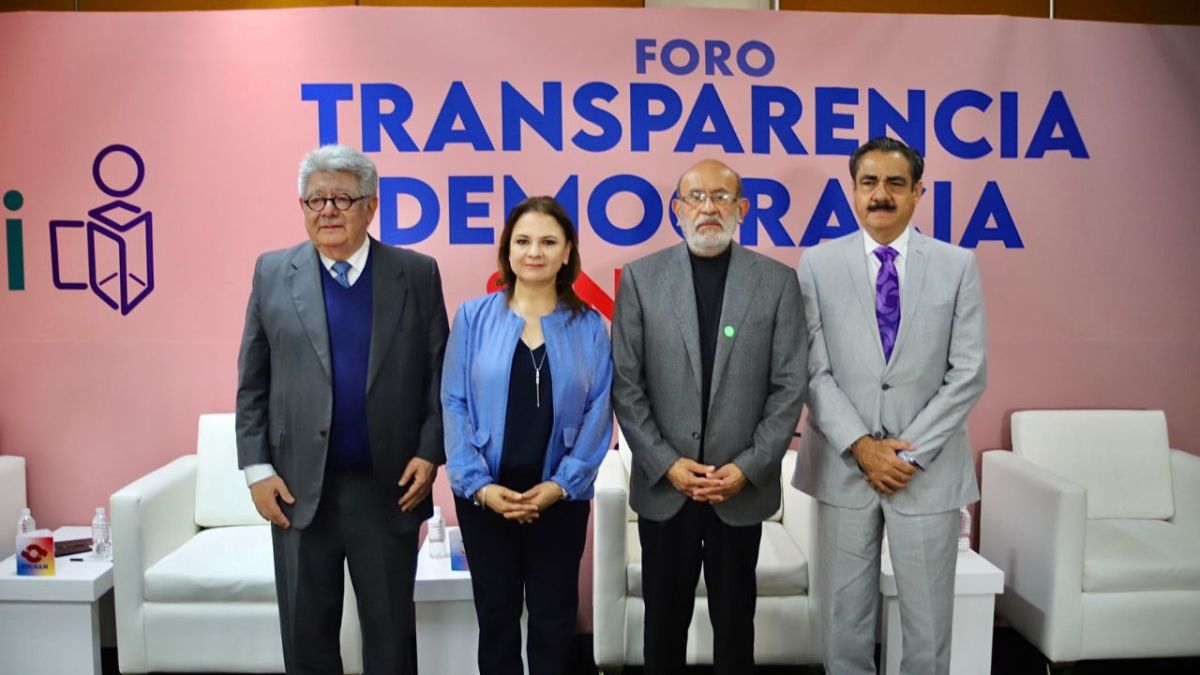 Evento. Plácido Morales participó en el Foro Transparencia y Democracia Sindical.