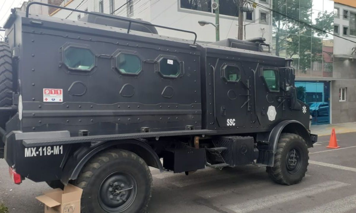 Medidas.Seguridad Ciudadana desplegó camionetas y un camión blindado para resguardar el lugar donde convalece la diputada suplente.