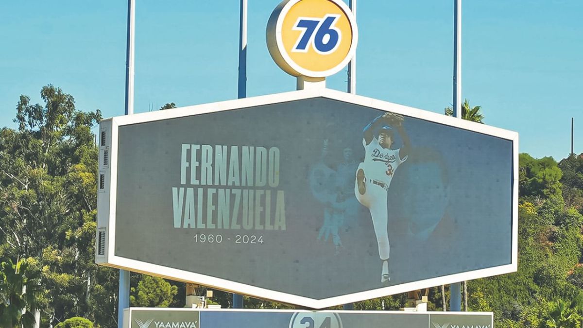 Desde que lanzó por última vez en juego oficial en Grandes Ligas el 30 de septiembre de 1990 con Los Angeles Dodgers, ningún pelotero había utilizado el número 34 de Fernando "Toro" Valenzuela. El 11 de agosto de 2023 se hizo oficial que nadie más podrá portarlo en el futuro.