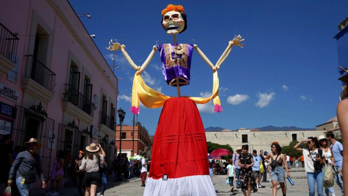 Con alegría, misticismo y respeto, Oaxaca se prepara para celebrar el Día de Muertos, la fiesta más viva de todas