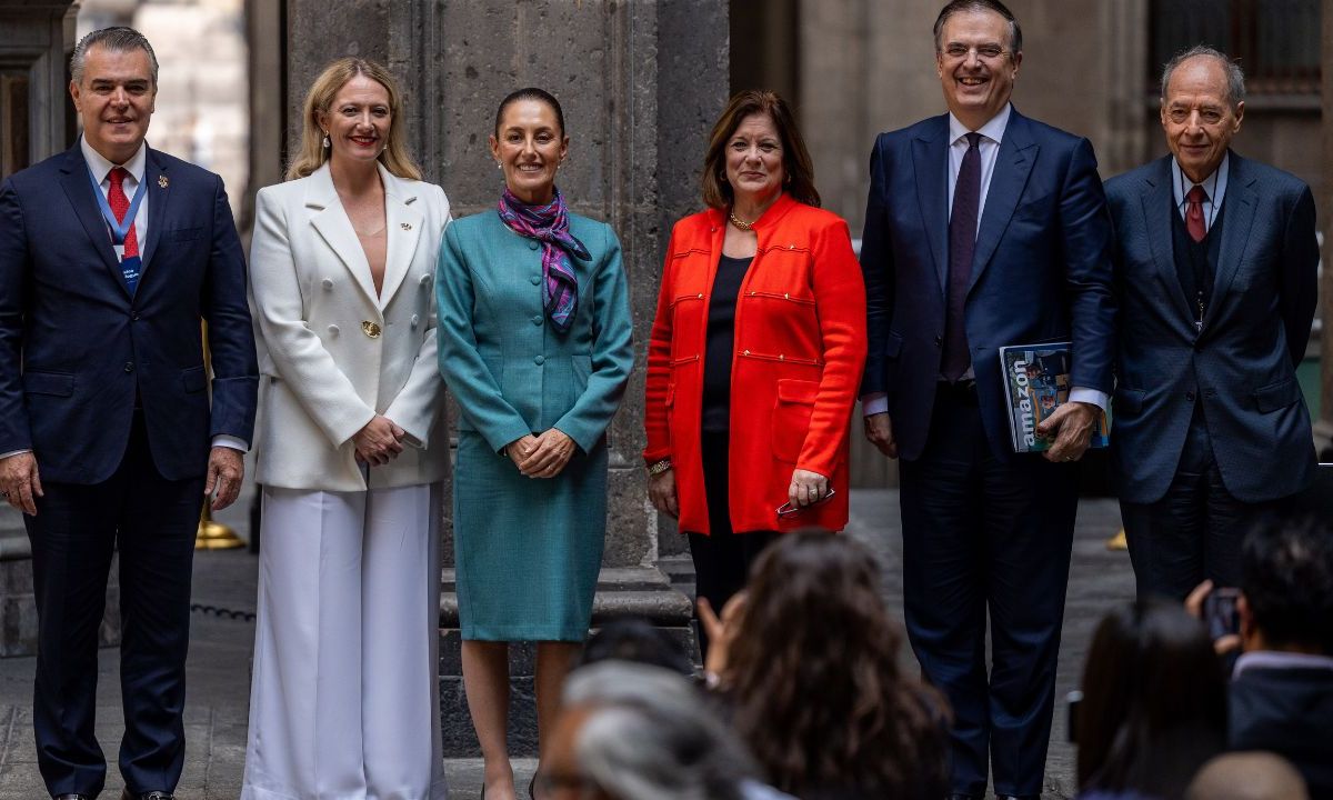 La presidenta Claudia Sheinbaum al ofrecer seguridad para las inversiones a los norteamericanos