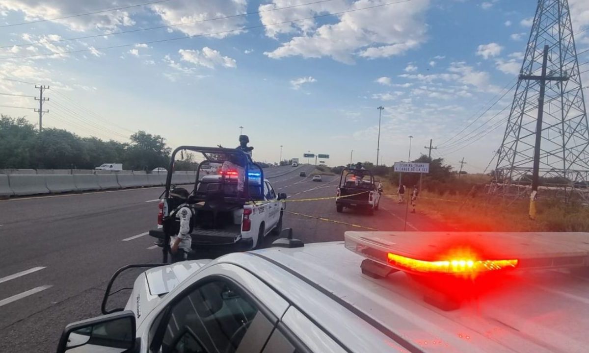 REFUERZO. Pese al refuerzo anunciado para la carretera Culiacán-Mazatlán, tras el robo de sus autos a 2 alcaldes, ayer dejaron tres cuerpos baleados en un auto en esa vía.